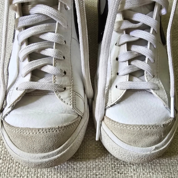 Nike Blazer Mid ‘77 Vintage GS White Black Youth 7Y Womens 8 Sneakers DA4086-100 - Picture 9 of 9